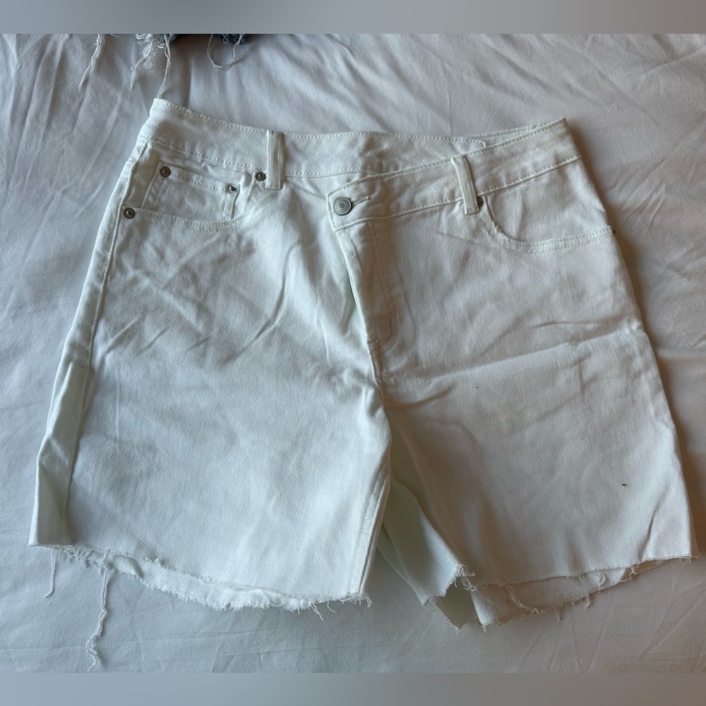 NOBO Asymmetrical Crossover Shorts - White Teen Size 9.